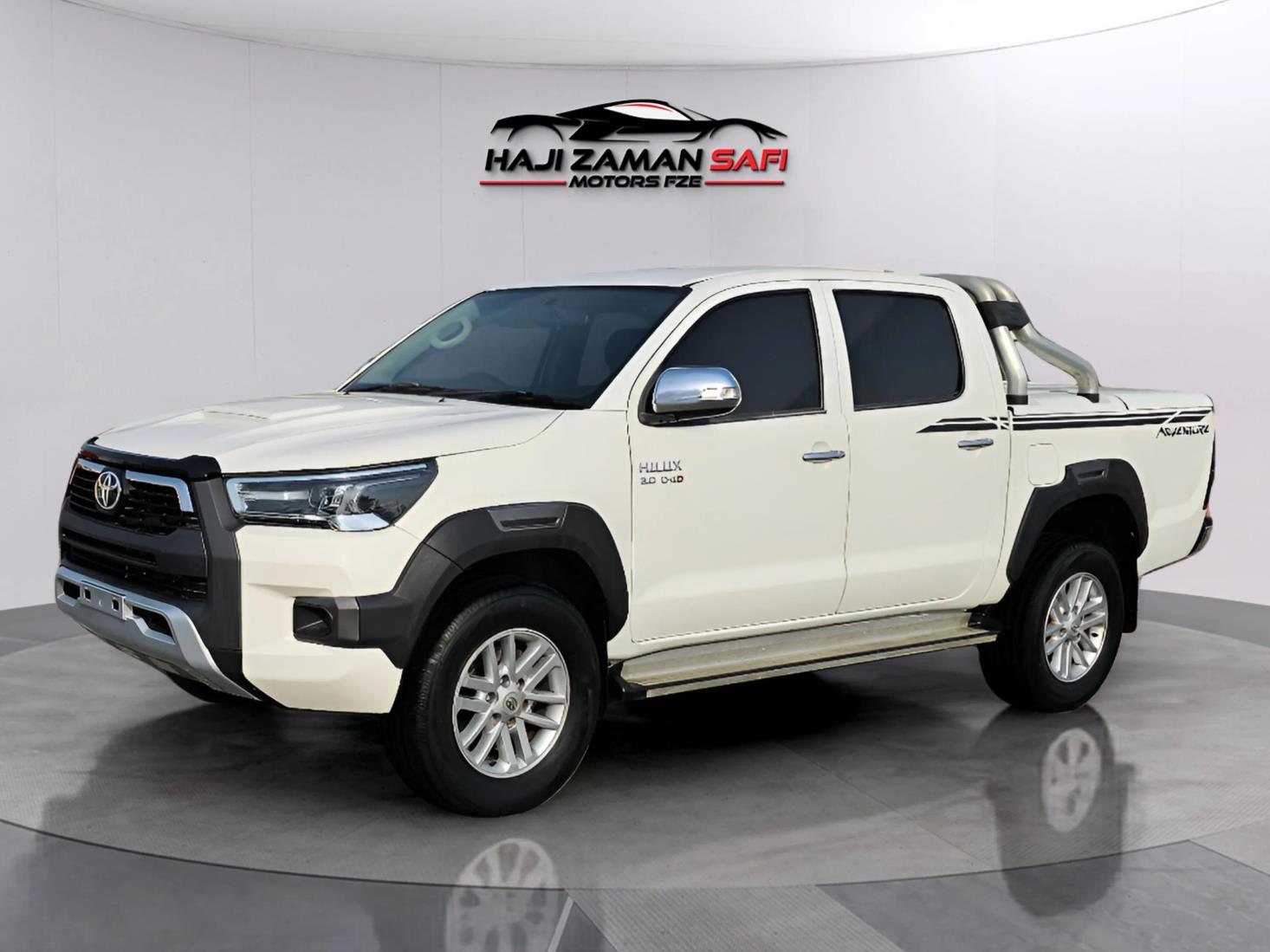 TOYOTA HILUX WHITE 2015