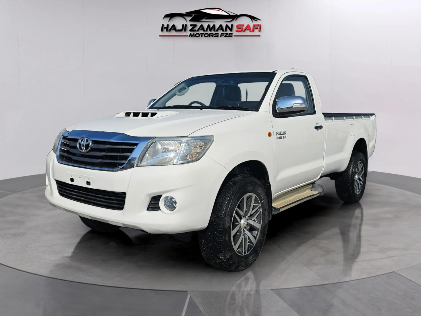 TOYOTA HILUX 2.8 WHITE RIGHT HAND DRIVE 2013